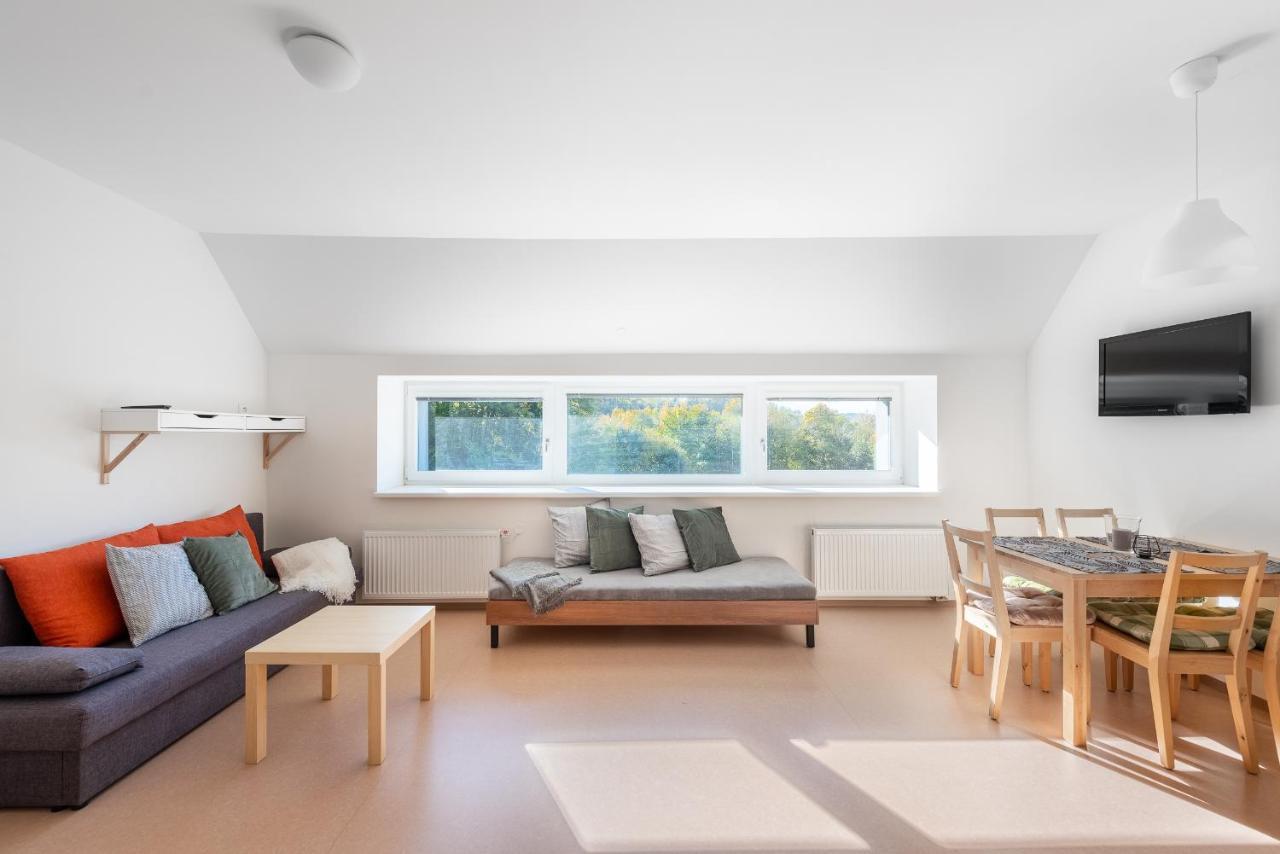 רוקיטניצה נאד איז'רו Apartmany Rokytka Snowhouse מראה חיצוני תמונה