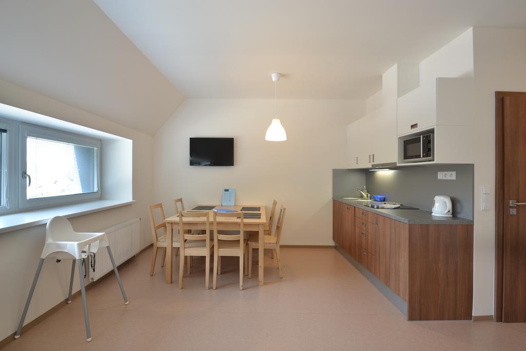 רוקיטניצה נאד איז'רו Apartmany Rokytka Snowhouse חדר תמונה