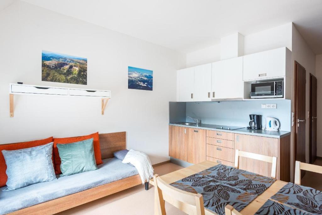 רוקיטניצה נאד איז'רו Apartmany Rokytka Snowhouse מראה חיצוני תמונה